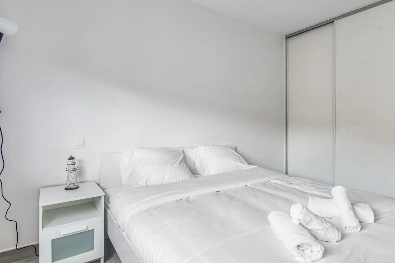 Appartement Antoinette - Welkeys Antibes 0*,
